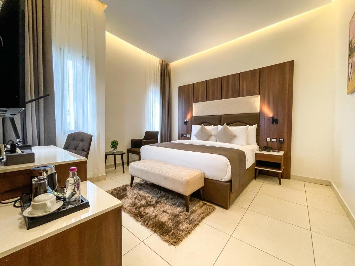 Omedel Luxury Hotel Enugu Luaran gambar