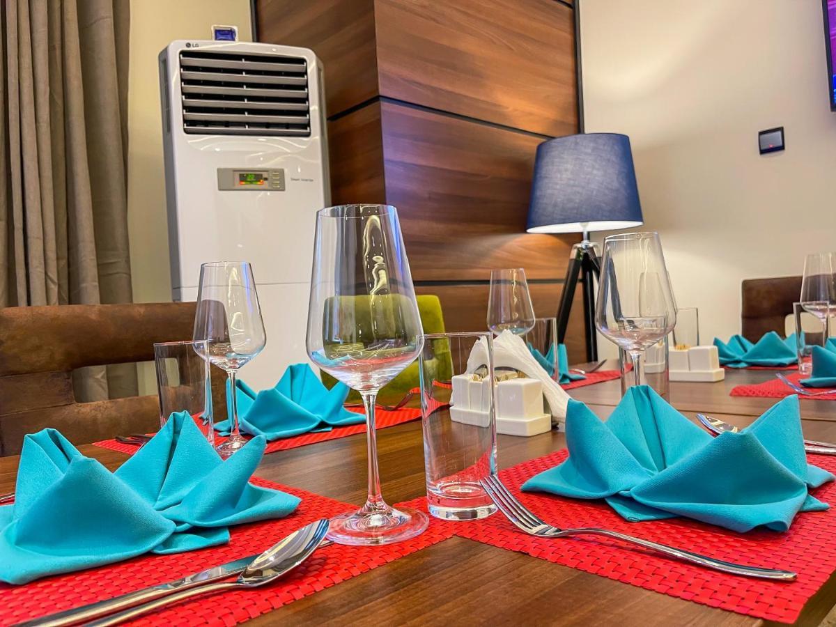 Omedel Luxury Hotel Enugu Luaran gambar
