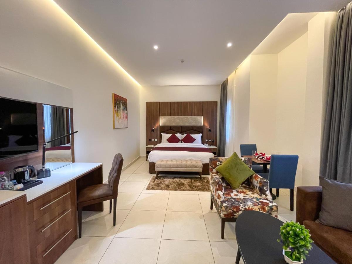 Omedel Luxury Hotel Enugu Luaran gambar