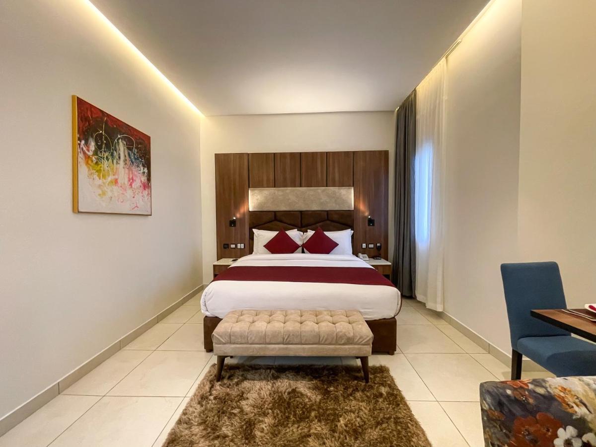 Omedel Luxury Hotel Enugu Luaran gambar