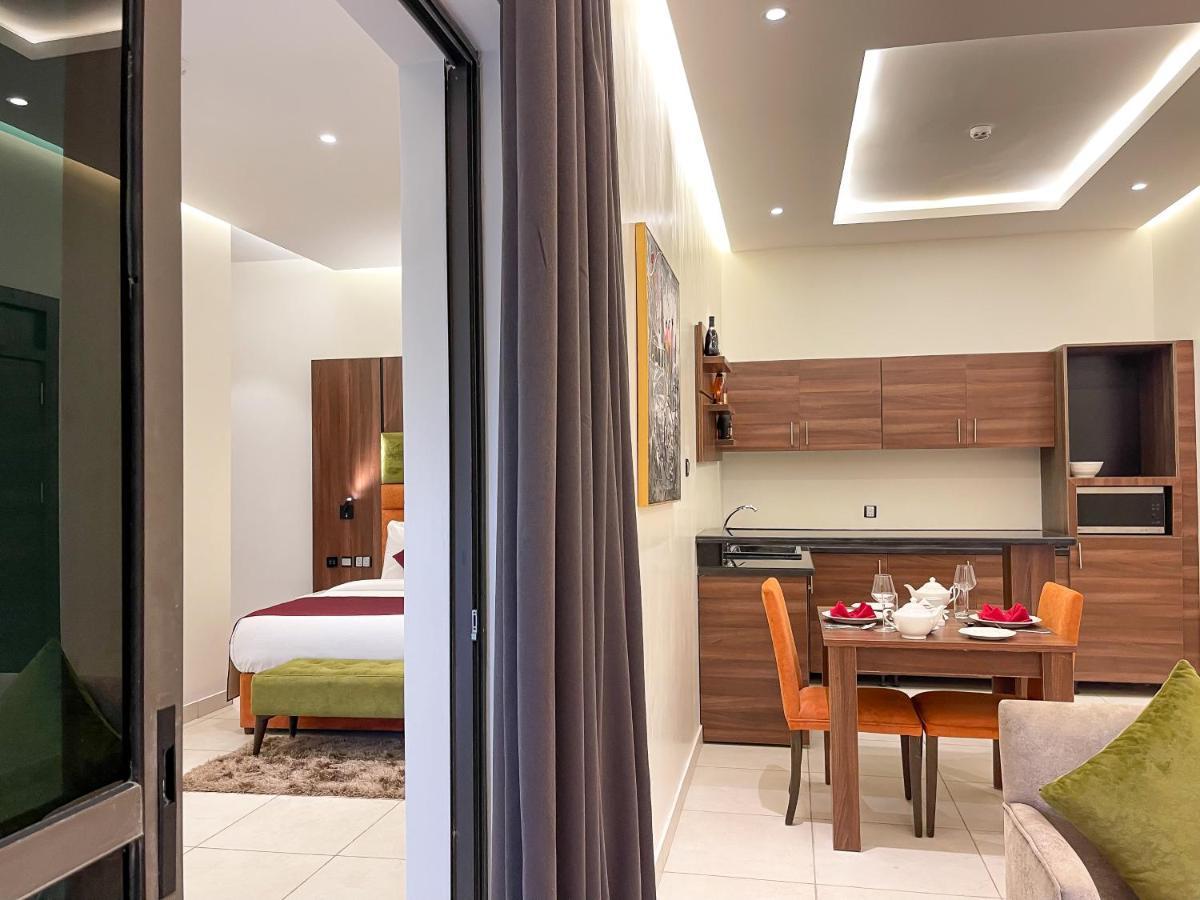 Omedel Luxury Hotel Enugu Luaran gambar