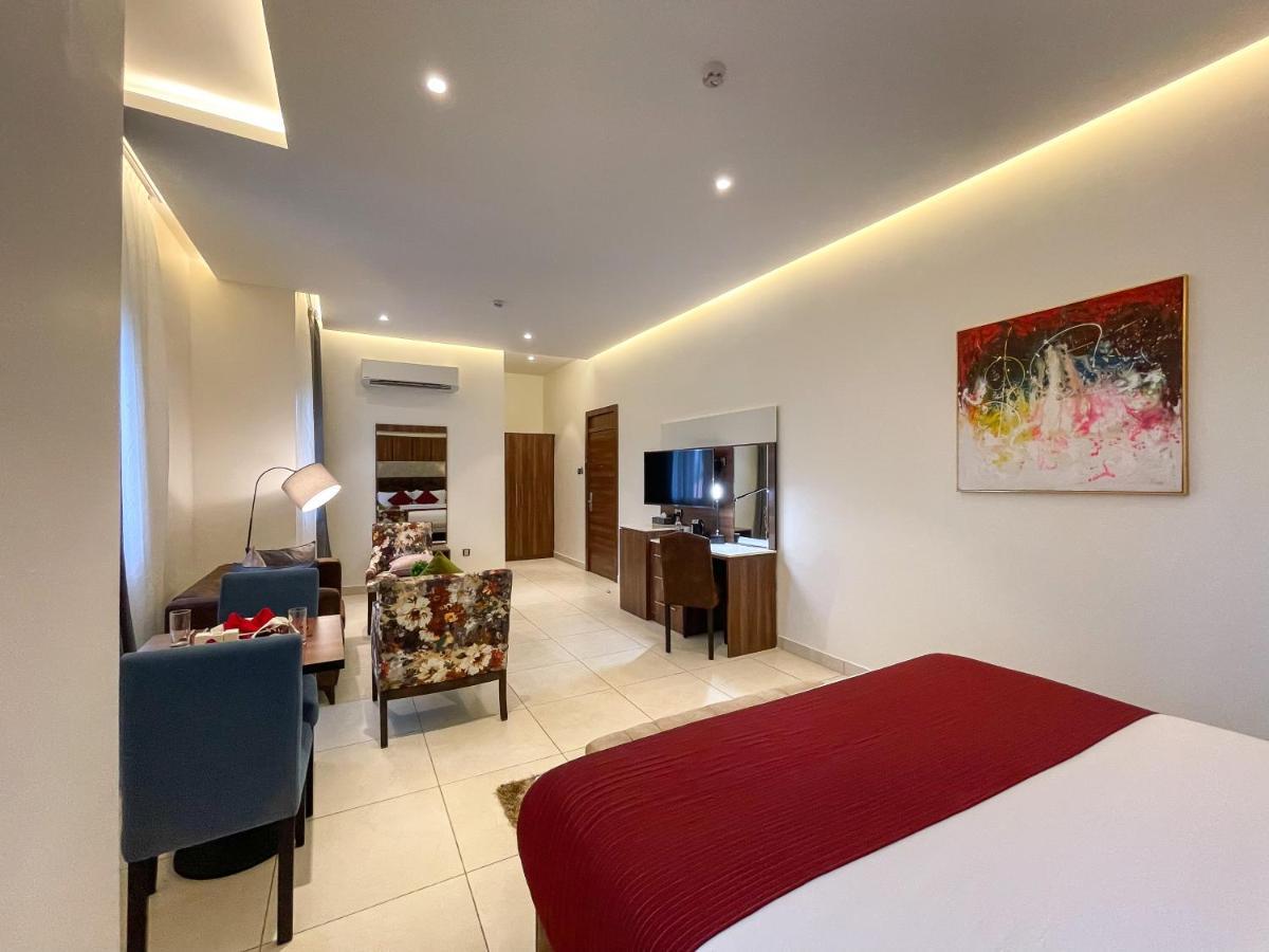 Omedel Luxury Hotel Enugu Luaran gambar