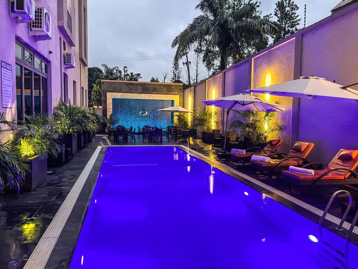 Omedel Luxury Hotel Enugu Luaran gambar