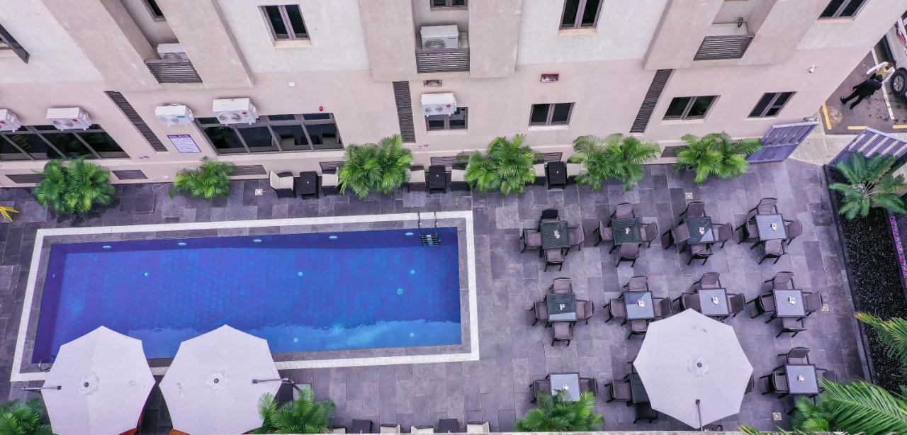 Omedel Luxury Hotel Enugu Luaran gambar